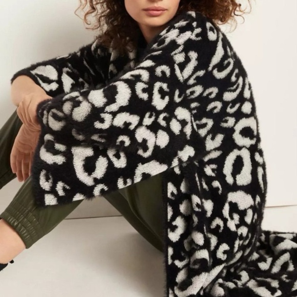 Anthropologie Akemi + Kin O/S Leopard Print Black and White Cardigan